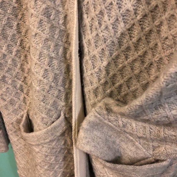 NWOT Sweater with Faux fur collar - Picture 2 of 5